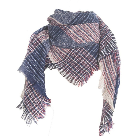 LAST 1! NWT Tartan Plaid Blanket Scarf Wrap Shawl - Picture 3 of 3